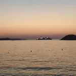 λευκό σπίτι