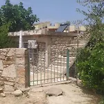 λευκό σπίτι *