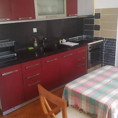 λευκό σπίτι Ksamil
