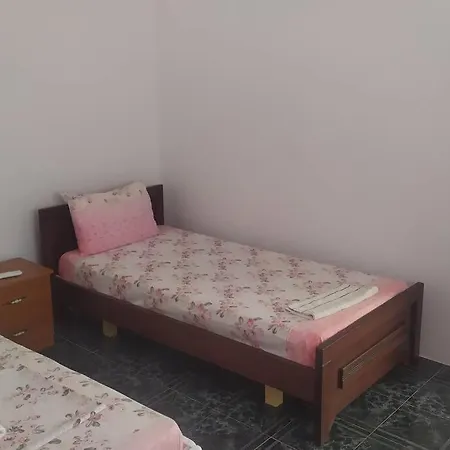 λευκό σπίτι Villa *