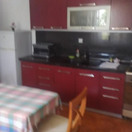 λευκό σπίτι Ksamil