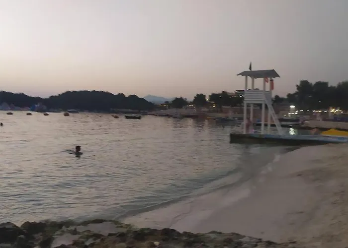 λευκό σπίτι 别墅 *