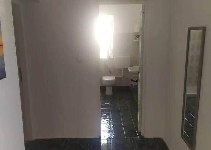 λευκό σπίτι Villa Ksamil