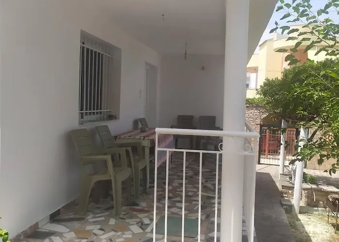 λευκό σπίτι 别墅 *